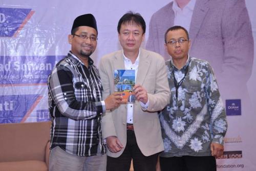 Launching Buku-5